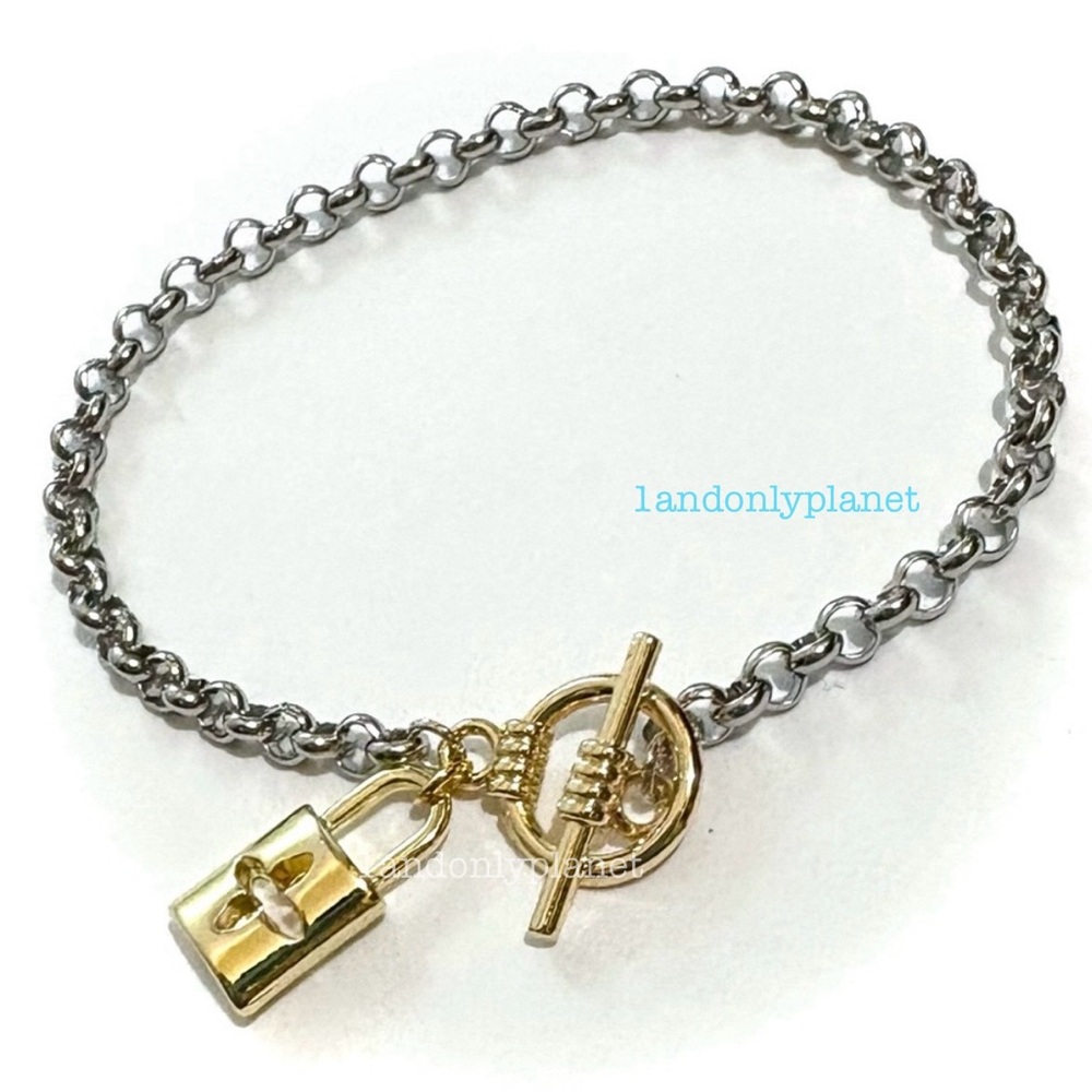 ✨NEW✨ Gold Lock Charm Silver Stainless Steel Bracelet - Picture 5 of 6